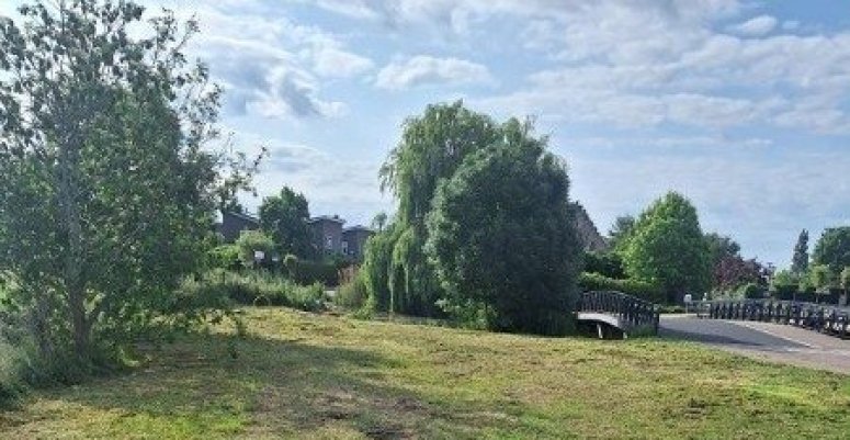 Het gaat bijna gebeuren, vrijdag 6 juni 16.00 uur plaatsing van Het Kermisboek