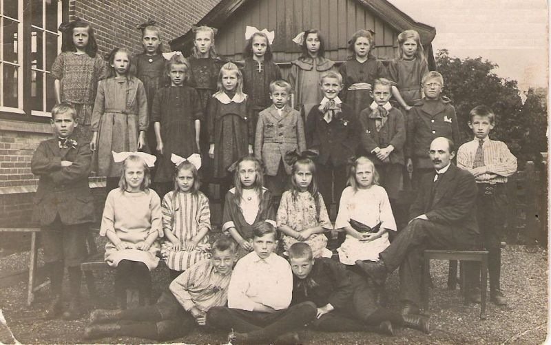 1925-lagere-school-zesde-klas.jpg